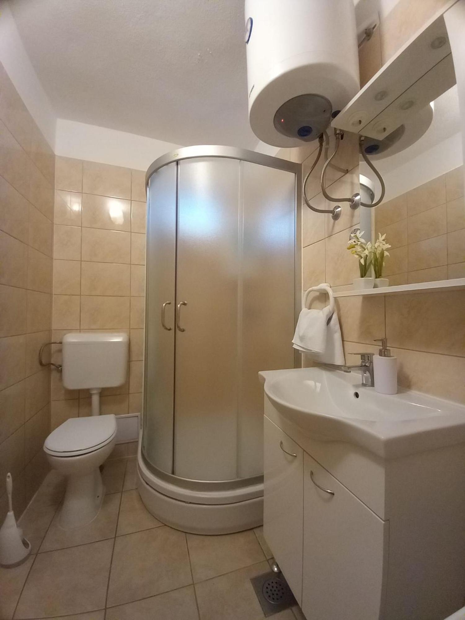 Apartman Marta Podstrana Rom bilde