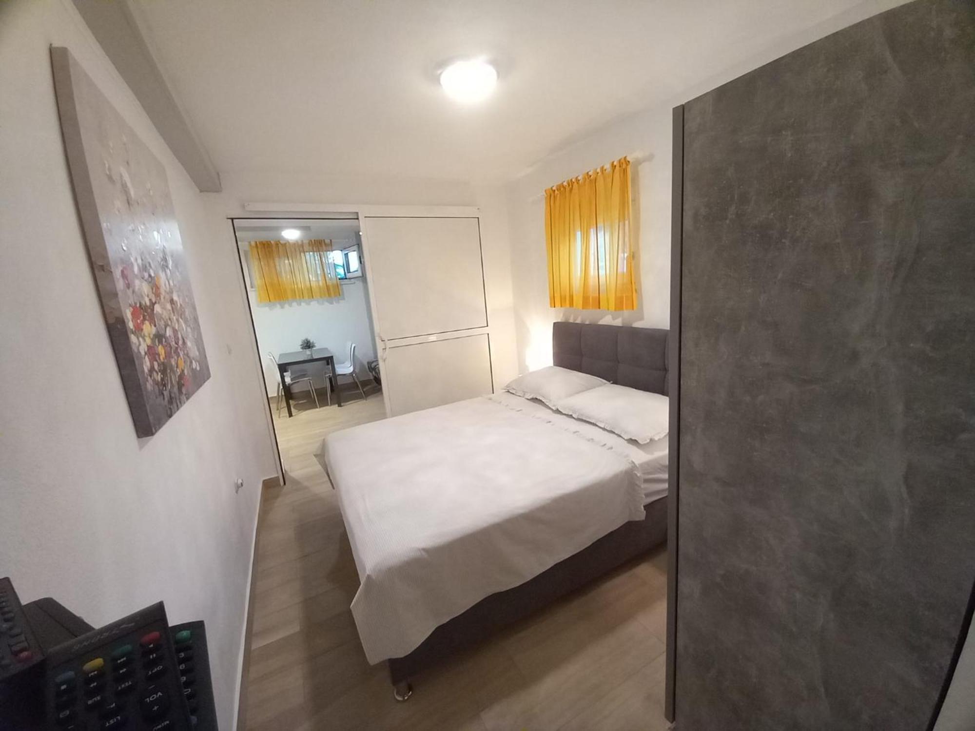Apartman Marta Podstrana Rom bilde