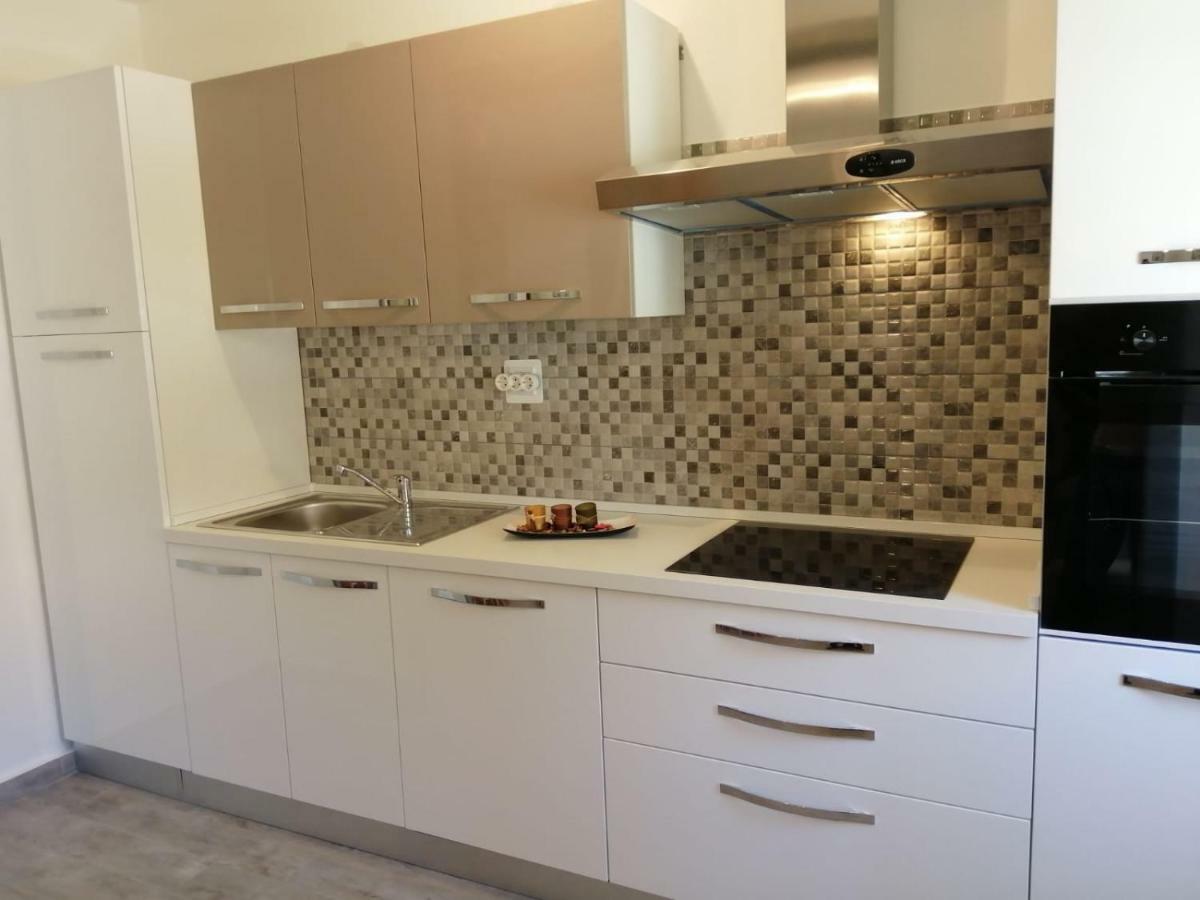 Apartman Marta Podstrana Eksteriør bilde